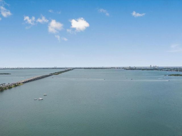 Apartment for sale  Unit #3306 - photo 6134767