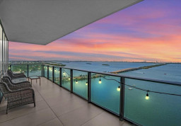 Apartment #3306 at One Paraiso