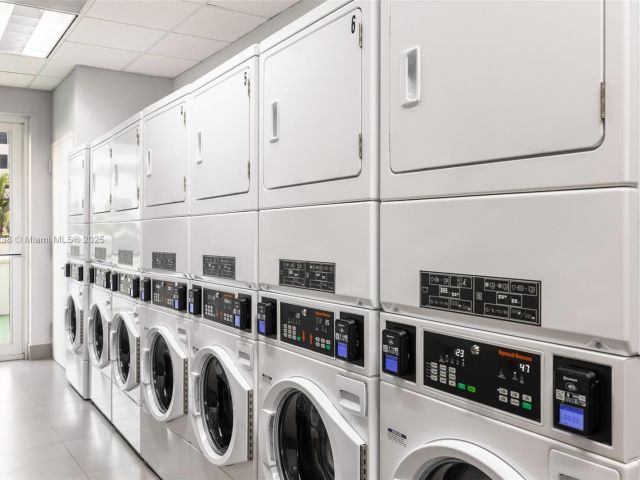 Apartment for rent  Unit #4010 - photo 6135407