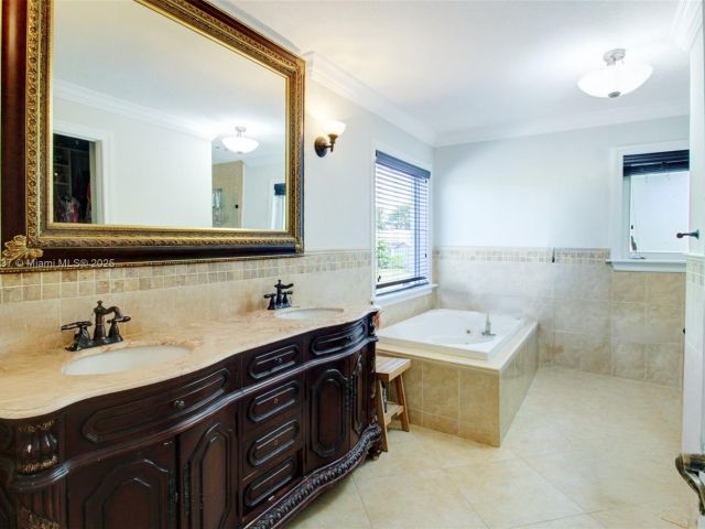 Home for sale at 3736 SW 107th Ct - photo 6134622