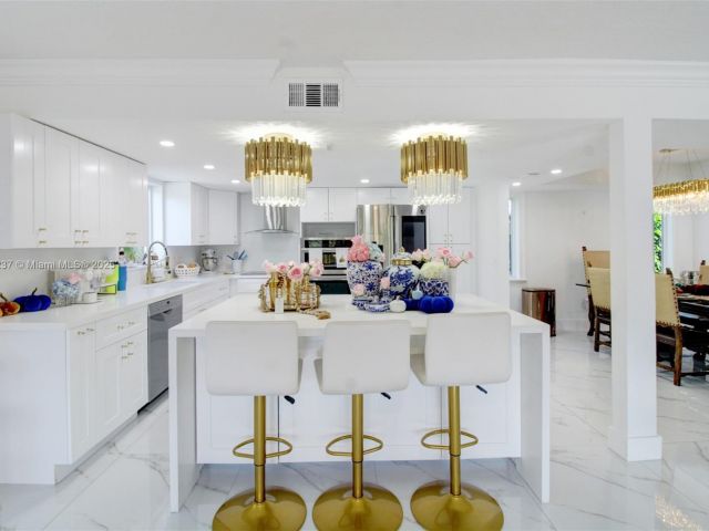 Home for sale at 3736 SW 107th Ct - photo 6134629