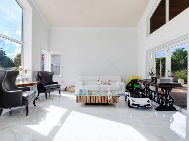 Home for sale at 3736 SW 107th Ct - photo 6134632