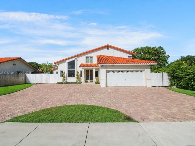 Home for sale at 3736 SW 107th Ct - photo 6134633