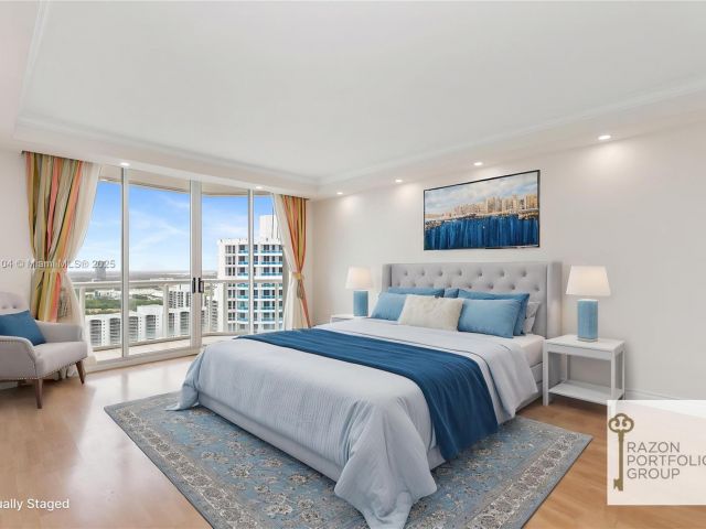 Apartment for sale  Unit #LPH 2902 - photo 6140046