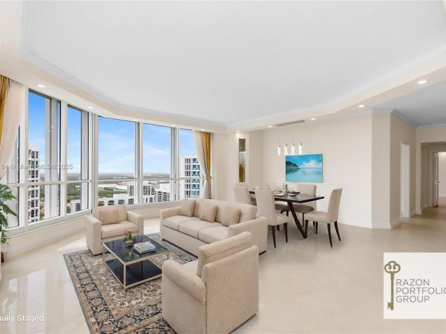 Apartment for sale  Unit #LPH 2902 - photo 6140056