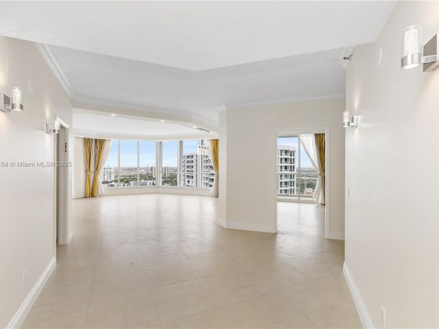 Apartment for sale  Unit #LPH 2902 - photo 6140059
