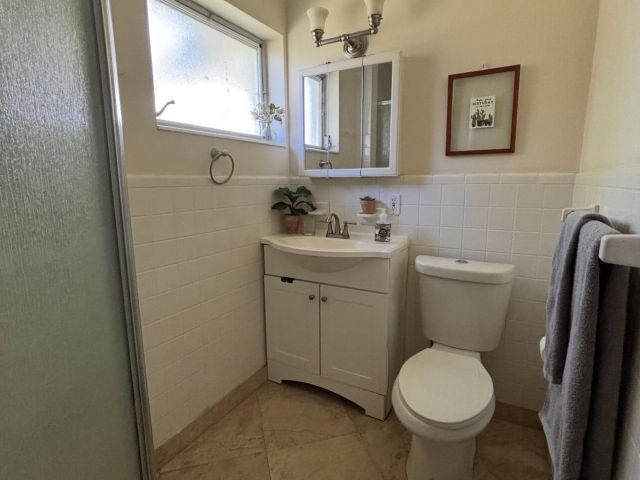 Home for rent at 927 W Royal Palm Road - photo 6702487