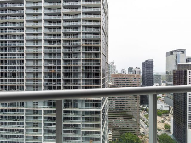 Apartment for sale  Unit #4511 - photo 6135443