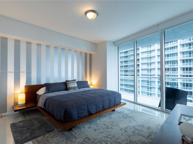 Apartment for sale  Unit #4511 - photo 6135448