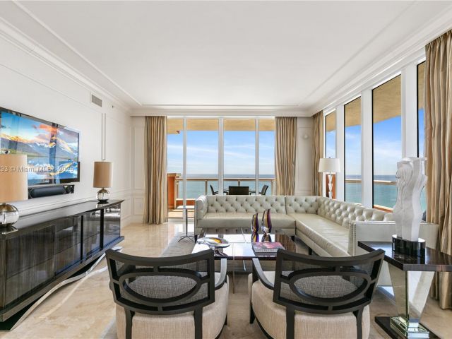 Apartment for rent  Unit #1706 - photo 6145430