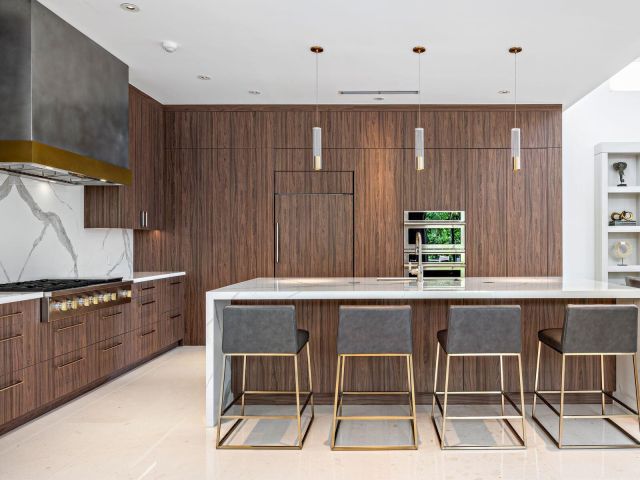 Home for rent at 135 Churchill Road - photo 6290504