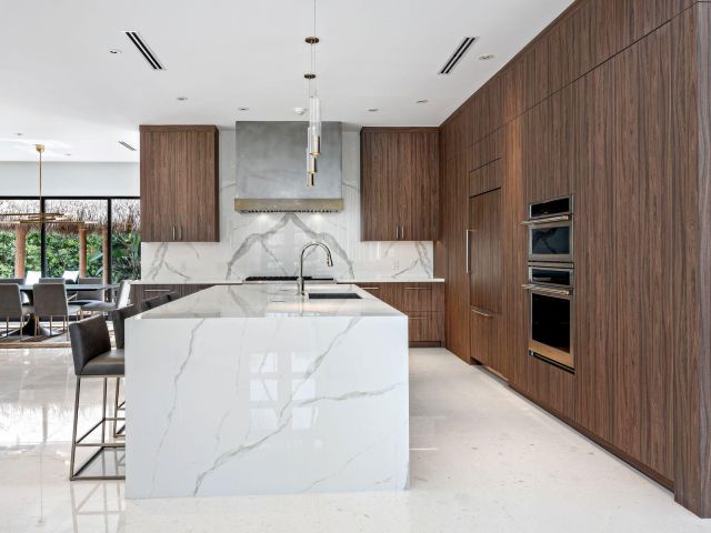 Home for rent at 135 Churchill Road - photo 6290505