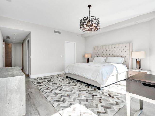 Apartment for sale  Unit #1702 - photo 6140320