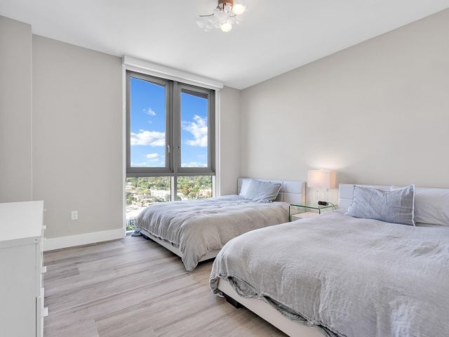 Apartment for sale  Unit #1702 - photo 6140326