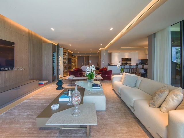 Apartment for sale  Unit # - photo 6141426