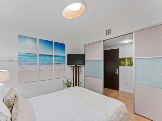 Apartment for rent  Unit #3005 - photo 6139452