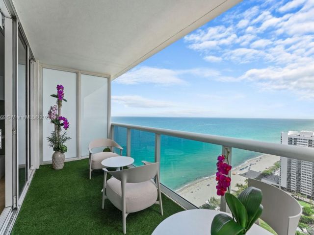 Apartment for rent  Unit #3005 - photo 6139466