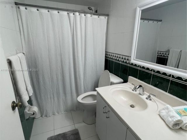 Apartment for rent  Unit #1210 - photo 6142857