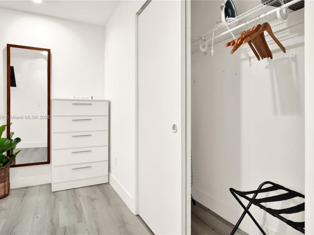 Home for rent at 300 NW 82nd Ter - photo 6139899