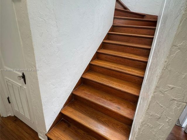 Home for rent at 1247 Alton Rd - photo 6146954