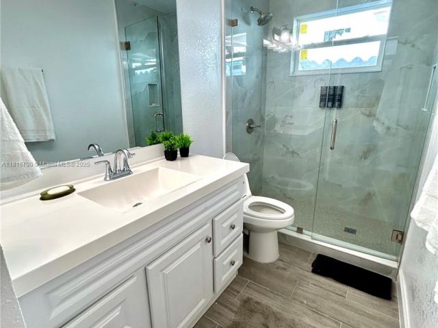 Home for rent at 5726 SW 20th St - photo 6156426