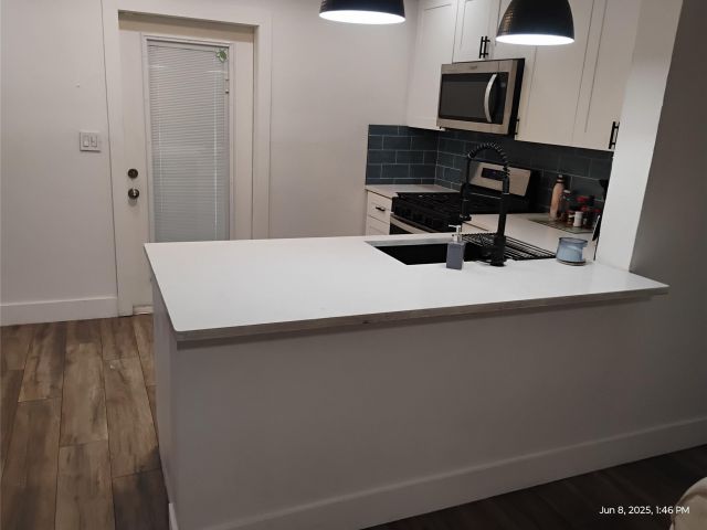 Home for sale at 1051 SW 31st St - photo 6165869