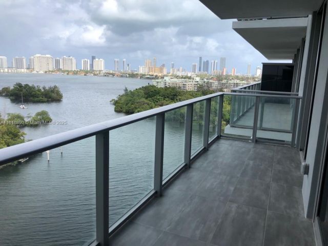 Apartment for sale  Unit #1005 - photo 6171287