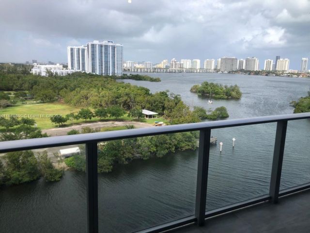 Apartment for sale  Unit #1005 - photo 6171291