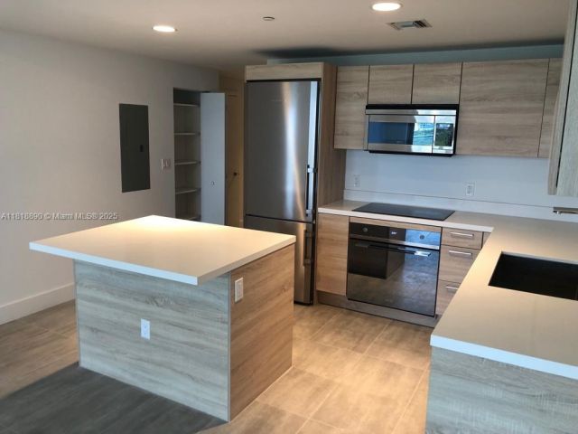 Apartment for sale  Unit #1005 - photo 7435900