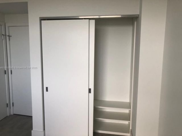 Apartment for sale  Unit #1005 - photo 7435914