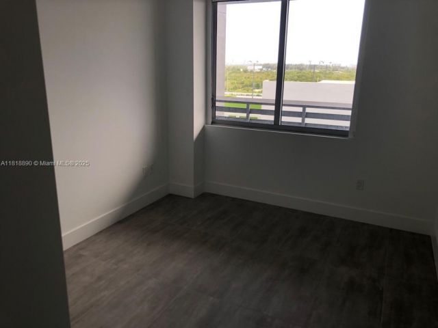 Apartment for sale  Unit #1005 - photo 7435915