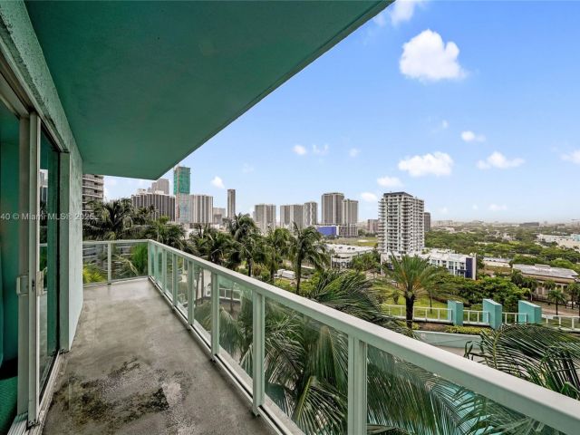 Apartment for sale  Unit #1411 - photo 6167379