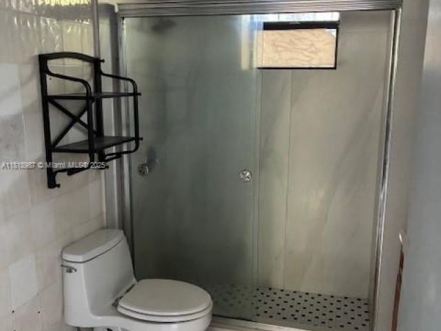 Home for rent at 1270 NW 29th Ter 1A - photo 6139970