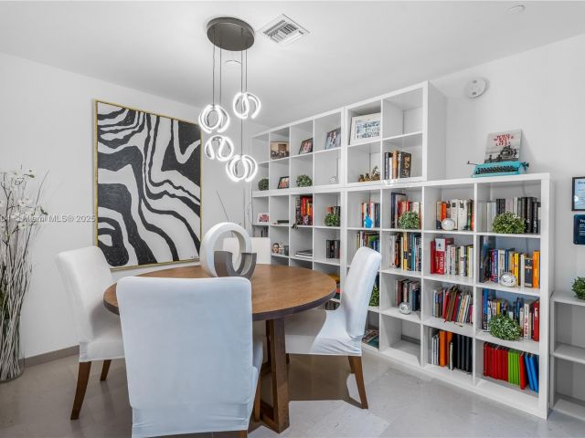 Apartment for sale  Unit #1704 - photo 6143209