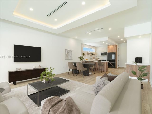 Home for sale at 1421 SW 24th Ct 1 - photo 6140163