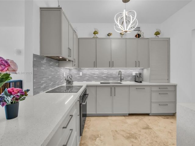 Apartment for sale  Unit #407 - photo 6219679