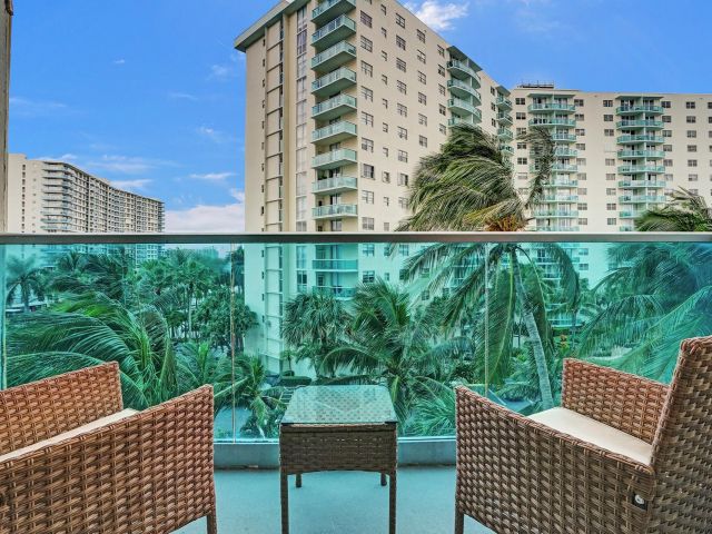 Apartment for sale  Unit #5K - photo 6141534