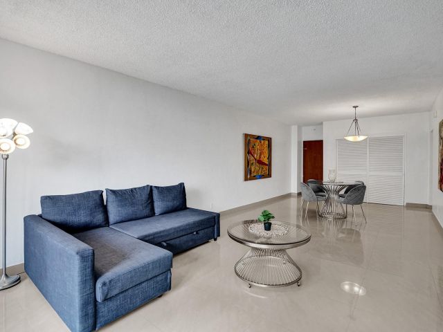 Apartment for sale  Unit #5K - photo 6141536