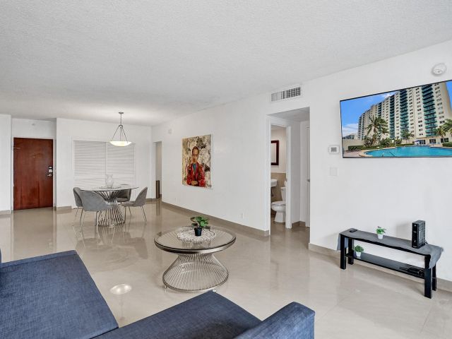 Apartment for sale  Unit #5K - photo 6141539