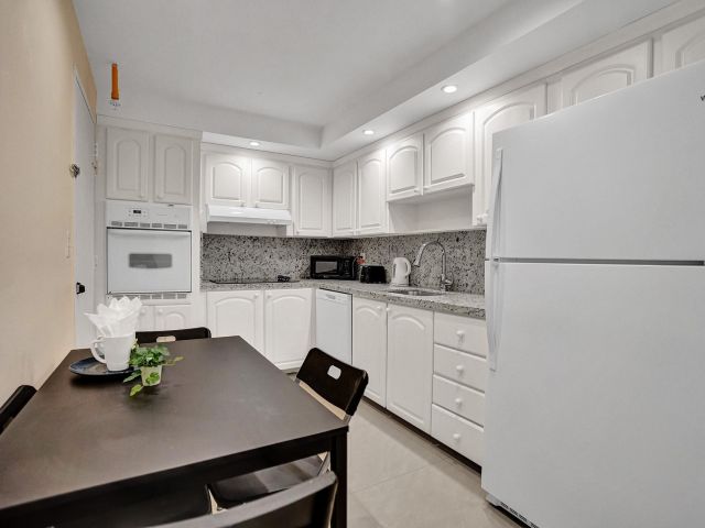 Apartment for sale  Unit #5K - photo 6141543