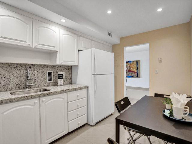 Apartment for sale  Unit #5K - photo 6141544