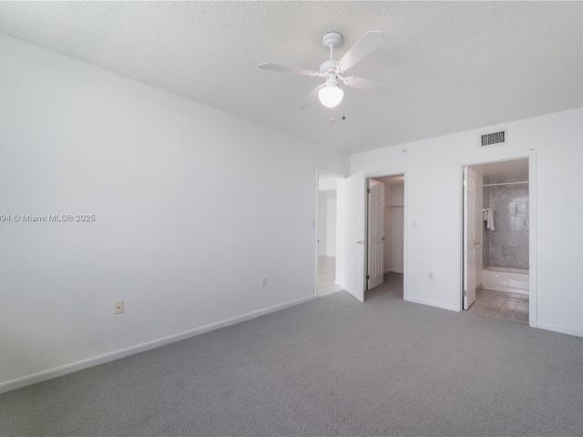 Apartment for rent  Unit #1103 - photo 6141439