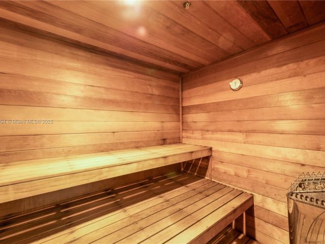 Apartment for rent  Unit #1103 - photo 6141440