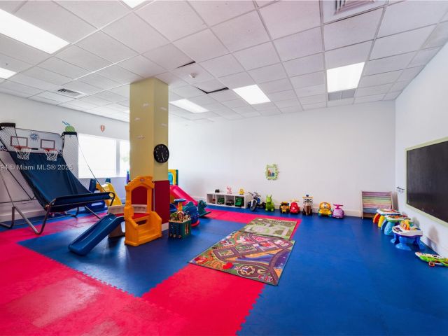 Apartment for rent  Unit #1103 - photo 6141442