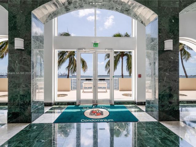 Apartment for rent  Unit #1103 - photo 6141448