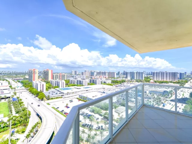 2-bedroom condo for sale in Sunny Isles Beach - 16699 Collins Ave 2107 - MondialRealty