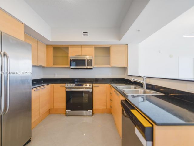 Apartment for sale  Unit #2107 - photo 6768737