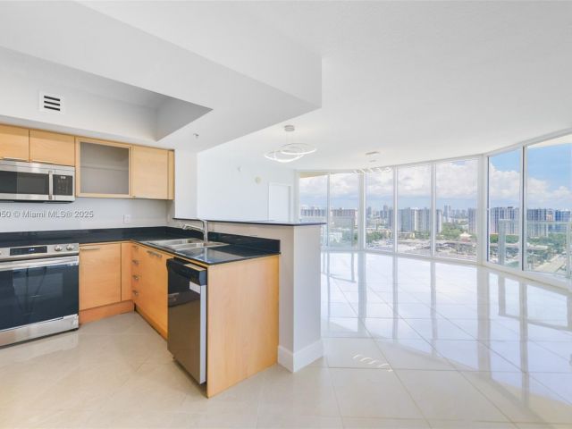 Apartment for sale  Unit #2107 - photo 6768738