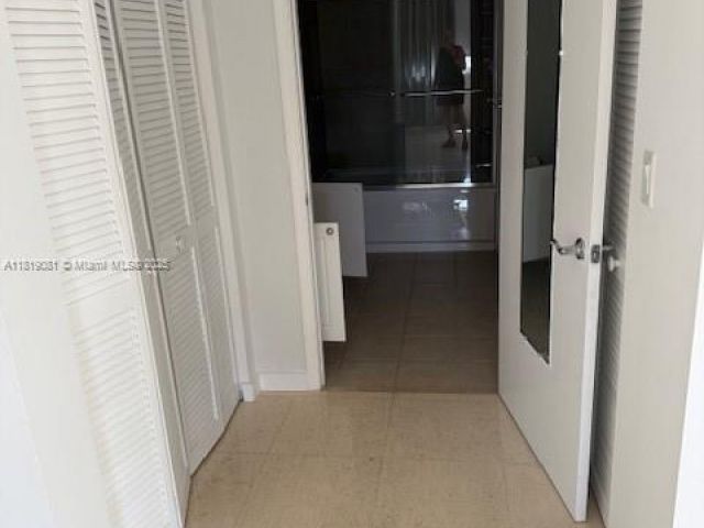 Apartment for rent  Unit #1815 - photo 6140680