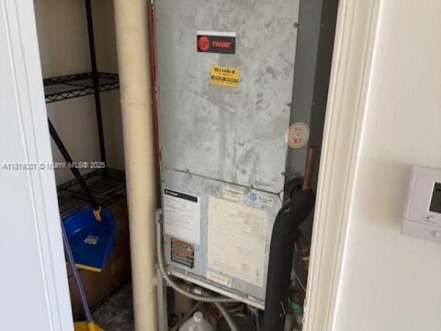 Apartment for rent  Unit #1815 - photo 6140687